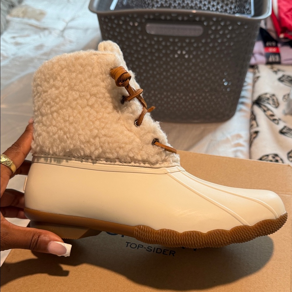 Sperry womens Cream and Tan Duck Boots - Picture 2 of 5